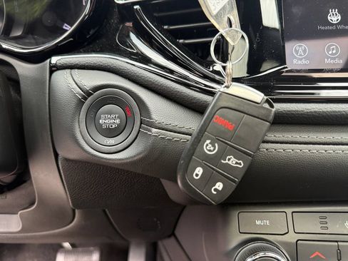 Used 2022 Dodge Durango GT AWD/4WD image 30