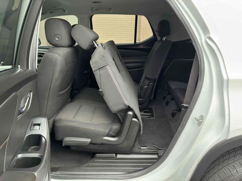 Used 2020 Chevrolet Traverse LS FWD image 51