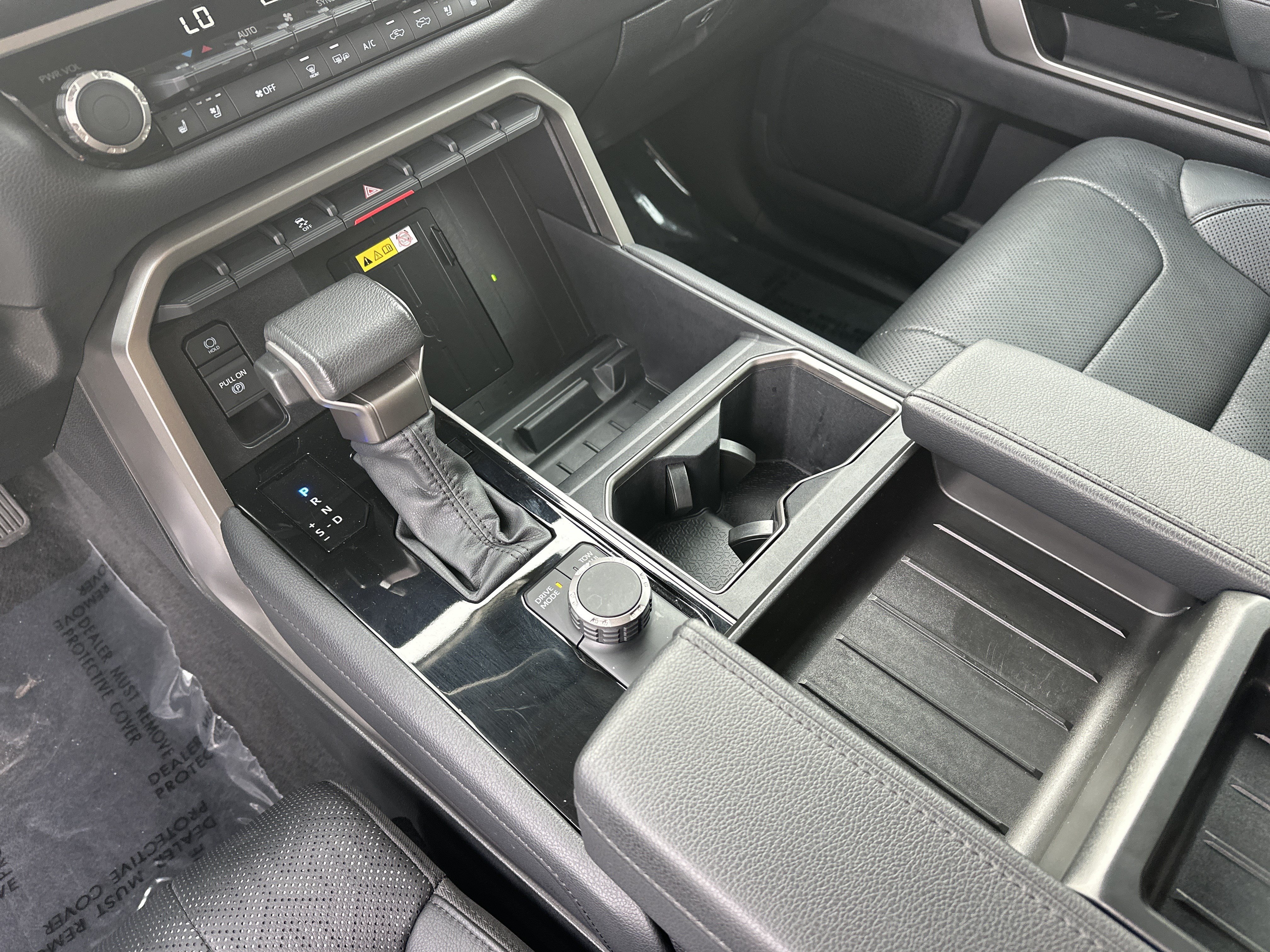 Used 2023 Toyota Tundra Limited w/ Power Package RWD image 26