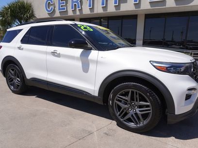 Used 2023 Ford Explorer ST-Line w/ Class IV Trailer Tow Package