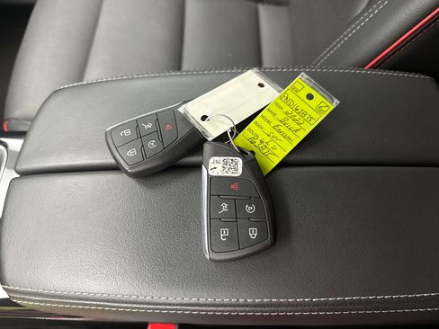 Certified 2022 Buick Envision Essence w/ Sport Touring Package image 42