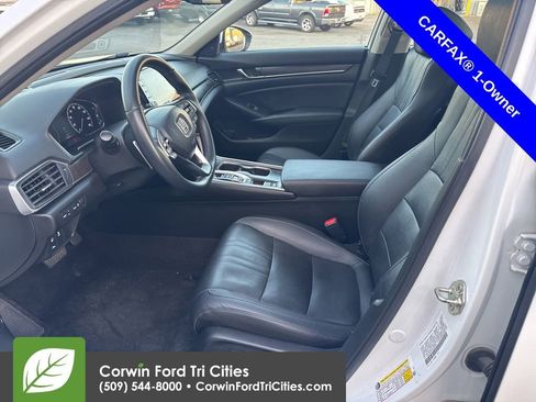 Used 2019 Honda Accord Touring image 11