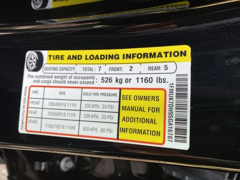 Used 2025 Ford Explorer Active image 39