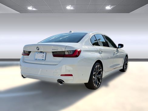Used 2026 BMW 330i Sedan w/ Premium Package RWD image 8