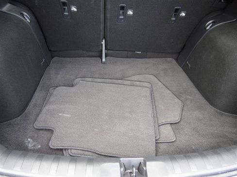 Used 2021 Nissan Kicks SR w/ SR Premium Package image 31