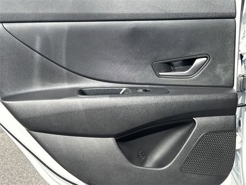 New 2026 Hyundai Elantra Blue image 21