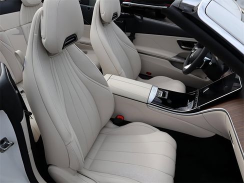 New 2026 Mercedes-Benz CLE 450 4MATIC Cabriolet image 11