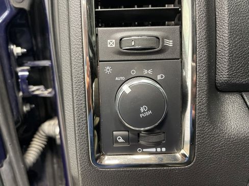 Used 2018 RAM 1500 Sport w/ Sport Premium Group image 24