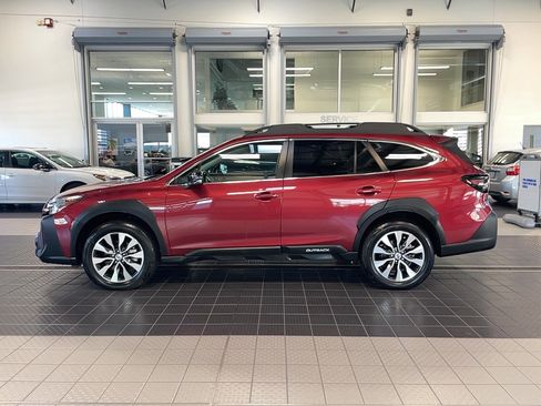 Used 2024 Subaru Outback Limited image 4