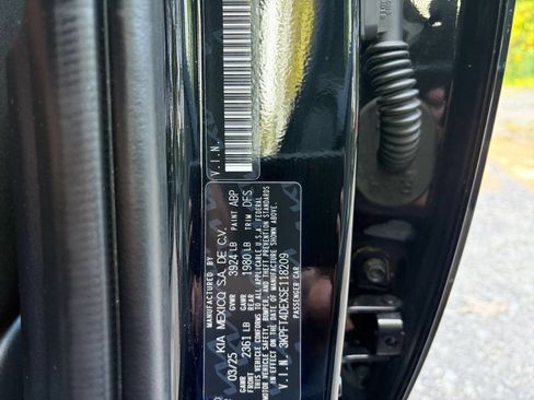 Used 2025 Kia K4 FWD image 28