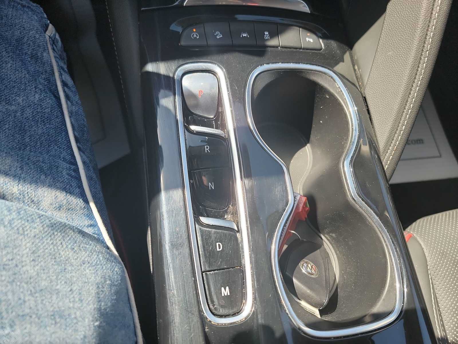 Used 2023 Buick Envision Essence w/ Sport Touring Package AWD/4WD image 19