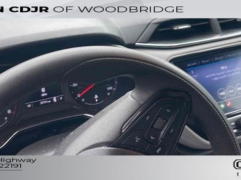 Used 2021 Chevrolet TrailBlazer LT w/ Convenience Package image 6