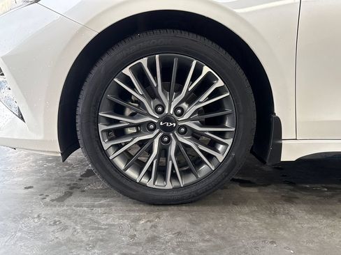 Used 2024 Kia Forte GT-Line w/ GT-Line Premium Package FWD image 34