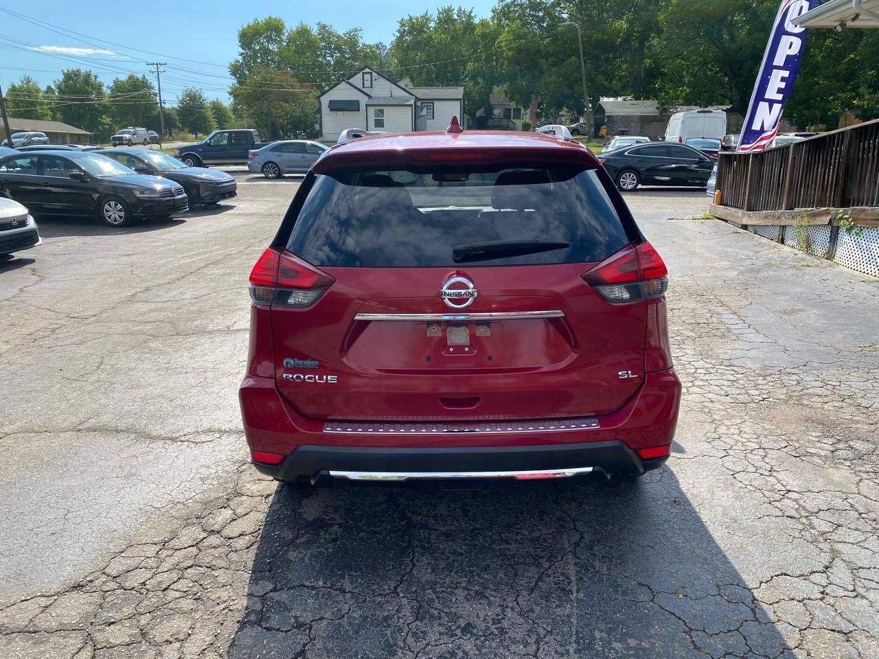 Used 2017 Nissan Rogue SL FWD image 5