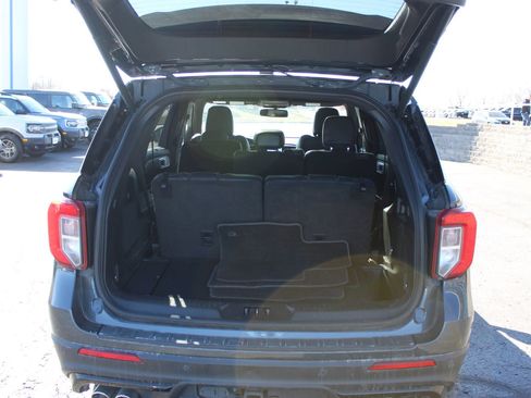 Used 2022 Ford Explorer ST w/ Equipment Group 401A image 17