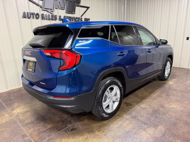 Used 2020 GMC Terrain SLE w/ LPO, Floor Liner Package AWD/4WD image 8