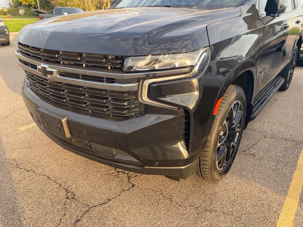 Used 2022 Chevrolet Tahoe RST w/ Luxury Package AWD/4WD image 20