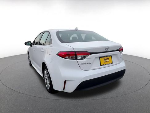 Used 2025 Toyota Corolla LE FWD image 9