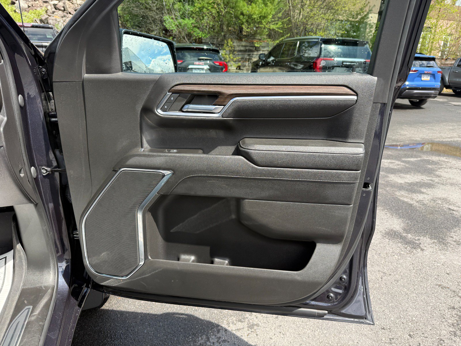 Certified 2023 Chevrolet Silverado 1500 RST AWD/4WD image 22