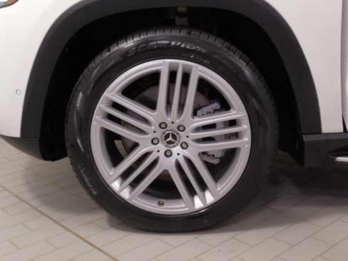 Used 2022 Mercedes-Benz GLS 450 4MATIC image 58