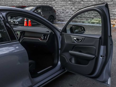 Used 2023 Volvo S60 B5 Plus w/ Climate Package image 15