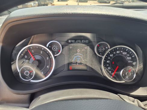 Used 2025 RAM 2500 Tradesman AWD/4WD image 17
