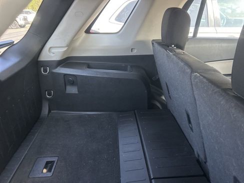 Used 2017 GMC Terrain SLE w/ Driver Alert Package I image 6