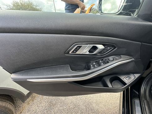 Used 2020 BMW 330i Sedan w/ Driving Assistance Package image 30