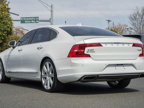 Used 2018 Volvo S90 T6 Inscription w/ Convenience Package image 5