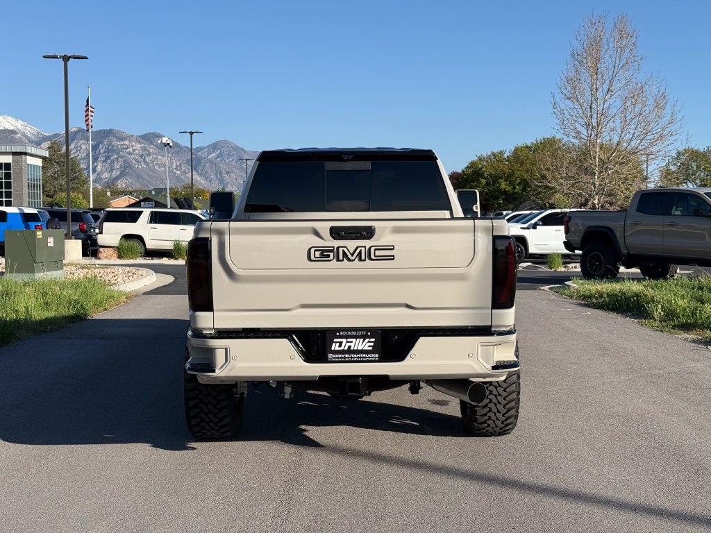 Used 2026 GMC Sierra 2500 AT4 w/ AT4 Premium Plus Package AWD/4WD image 11