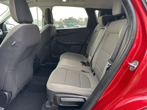 Used 2022 Ford Escape SE w/ SE Sport Appearance Package image 28