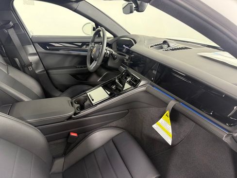 New 2026 Porsche Panamera RWD image 15