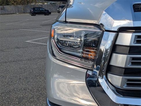 Used 2021 Toyota Tundra Limited w/ Limited Premium Package image 9