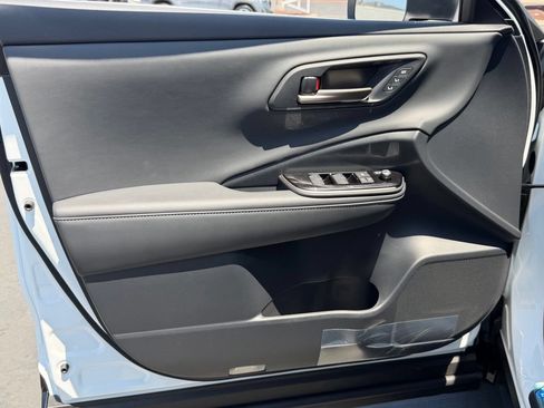 New 2026 Toyota Crown Signia AWD/4WD image 19