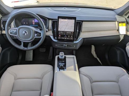 New 2026 Volvo XC90 T8 Plus w/ Protection Package Premier image 11