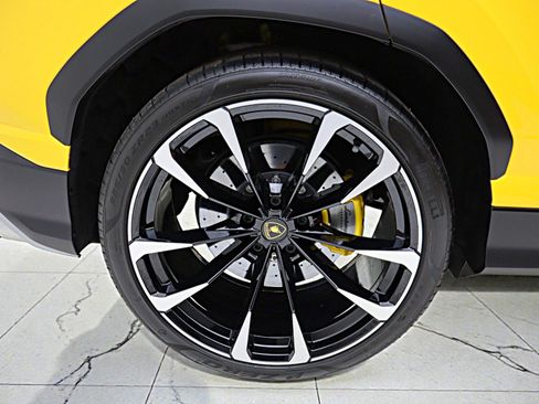 Used 2022 Lamborghini Urus /SELEZIONE PRE-OWNED CERTIFIED image 53