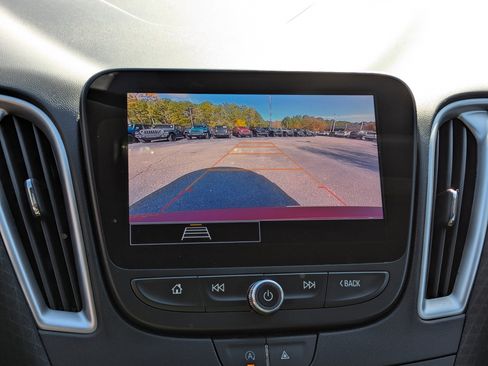 Used 2024 Chevrolet Malibu LT image 21