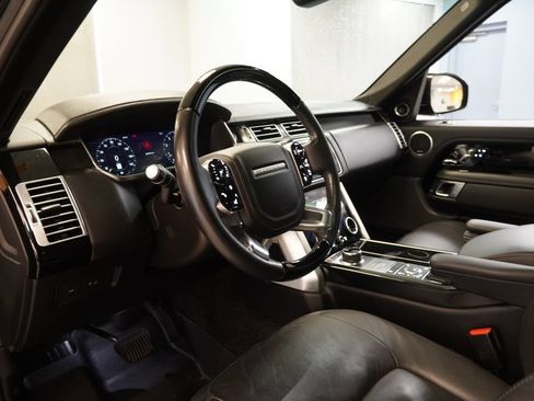 Used 2019 Land Rover Range Rover Supercharged AWD/4WD image 7