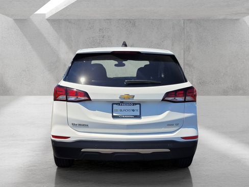 Used 2023 Chevrolet Equinox LT AWD/4WD image 6