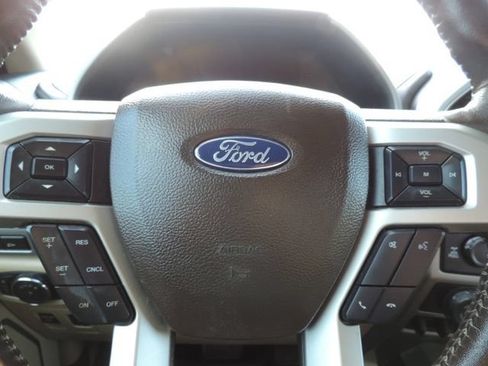 Used 2018 Ford F150 Lariat AWD/4WD image 28