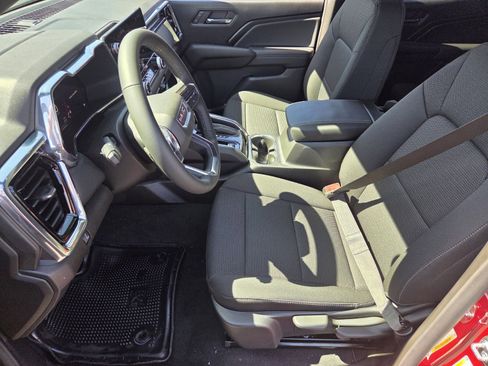 New 2025 GMC Canyon Elevation RWD image 6