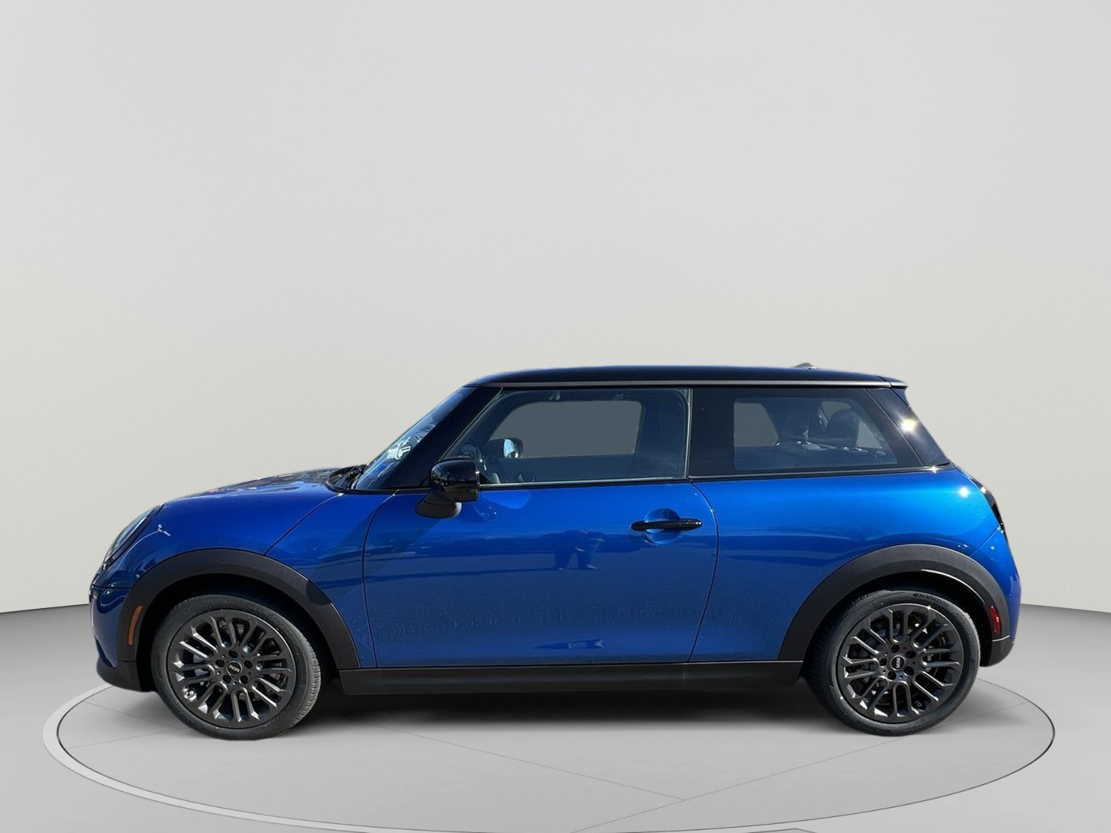 New 2026 MINI Cooper 2-Door Hardtop FWD image 2