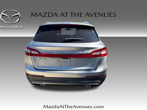 Used 2018 Lincoln MKX Premiere FWD image 4