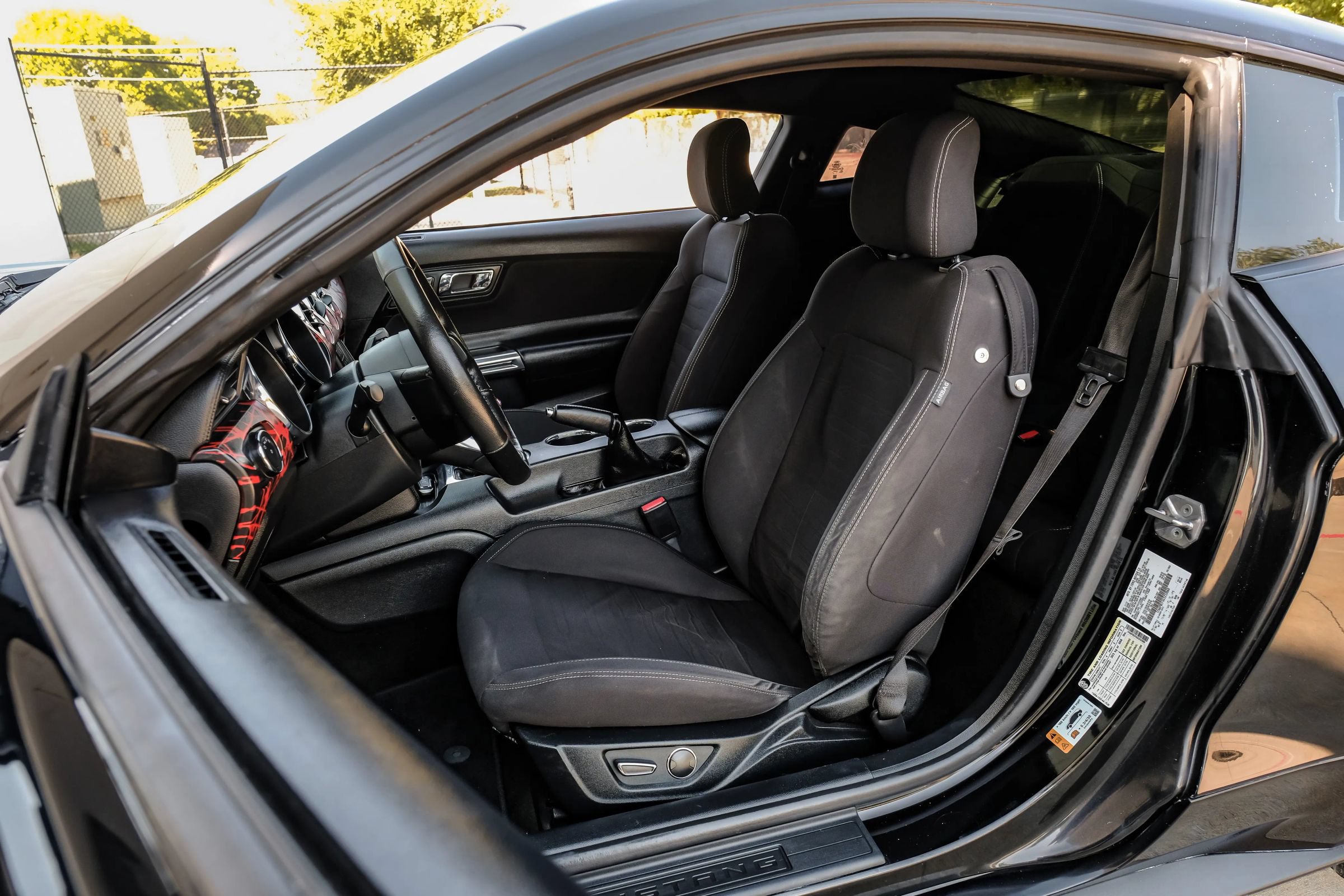 Used 2016 Ford Mustang GT RWD image 36