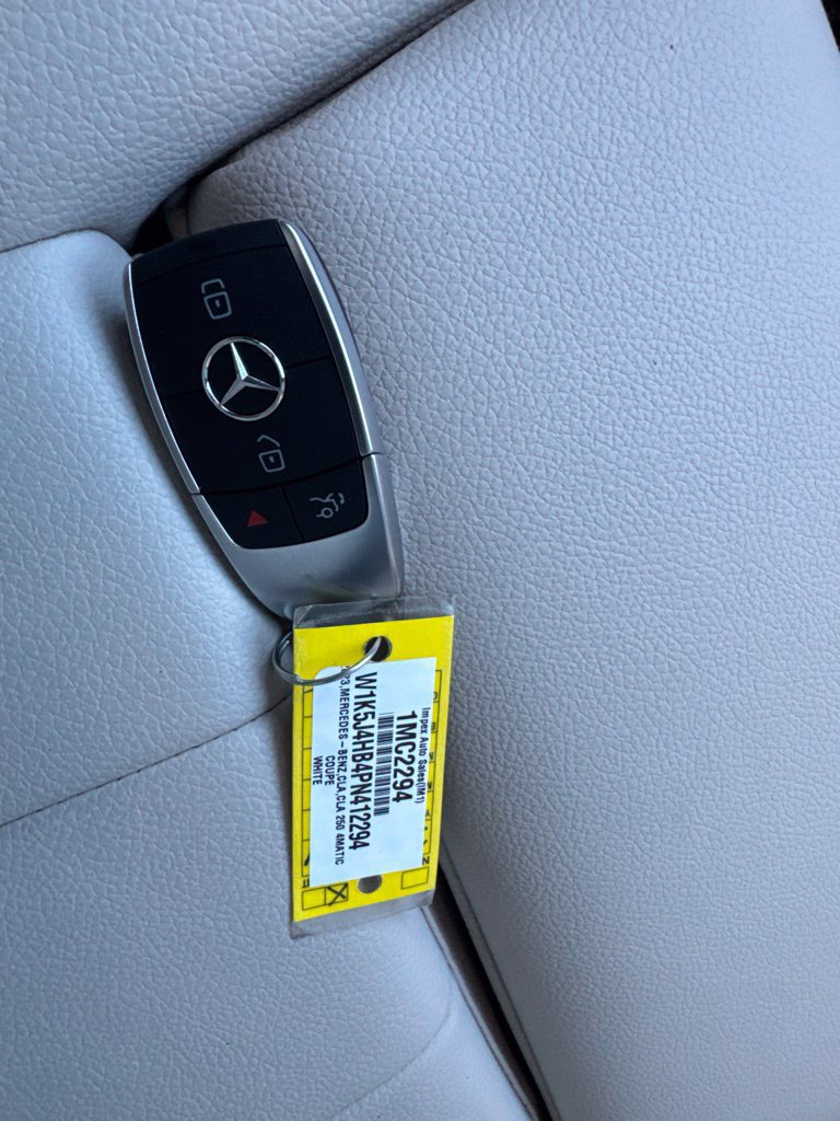 Used 2023 Mercedes-Benz CLA 250 4MATIC w/ Premium Package image 28