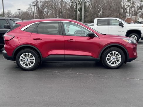 Used 2022 Ford Escape SE w/ Convenience Package image 4