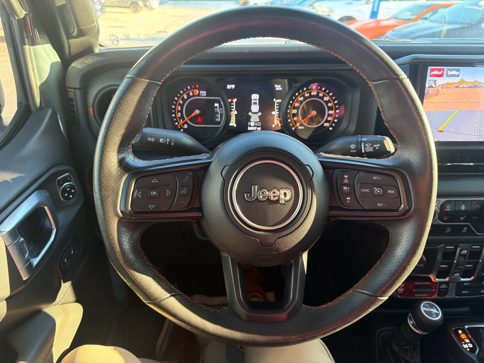Used 2024 Jeep Gladiator Mojave AWD/4WD image 17