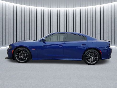 Used 2022 Dodge Charger Scat Pack image 6
