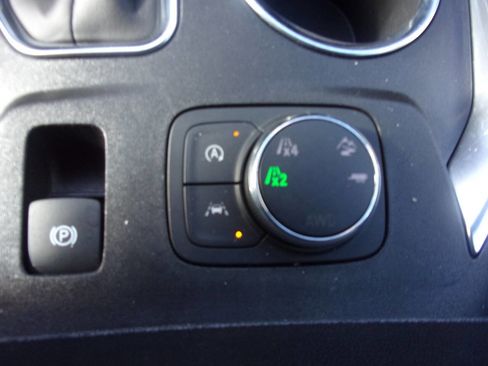 Used 2023 Chevrolet Traverse LT w/ LPO, Floor Liner Package AWD/4WD image 20