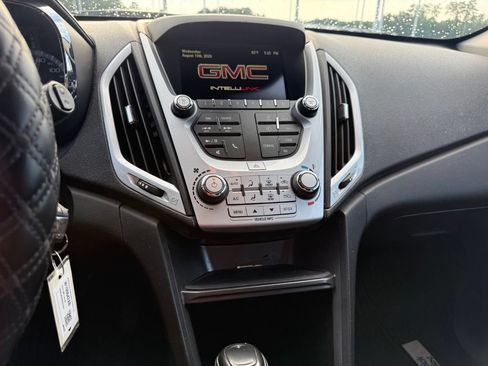 Used 2016 GMC Terrain SLE FWD image 9